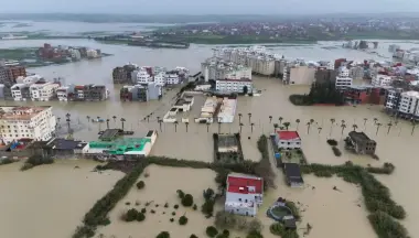 إعلان العرائش والقنيطرة وسيدي قاسم وسيدي سليمان "مناطق منكوبة"