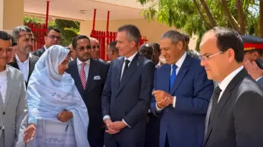 أبعاد زيارة السفير الفرنسي للعيون التي أثارت سُعار "البوليساريو"