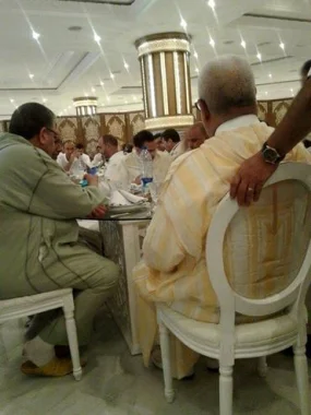 صور البذخ المبالغ فيه بعرس بوليف تجر غضب الفايسبوكين على البيجيدي