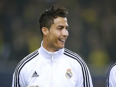 ديللو سبورت: سان جرمان يعرض 100 مليون يورو لضم رونالدو