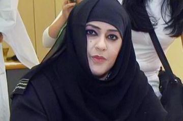 بالفيديو...الناشطة الكويتية سلوى المطيري: أنا أعلم مكان وجود الطائرة الماليزية و بإمكاني فك لغر أختفائها