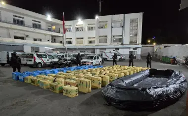 بفضل معلومات استخباراتية.. الشرطة القضائية بأكادير تحبط عملية تهريب أزيد من 4 أطنان من المخدرات