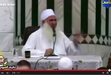 فيديو.. شيخ سلفي يغضب الفايسبوكيين لأنه اختزل دور المرأة في إمتاع الرجل وتربية الطفل