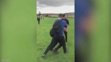 الشرطة تعتقل مراهقين عنصريين اعتديا على طفل سوري ببريطانيا