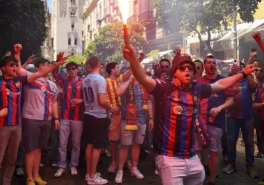 اعتقال مشجع برشلوني كسر أنف مدريدي قبل نهائي الكأس
