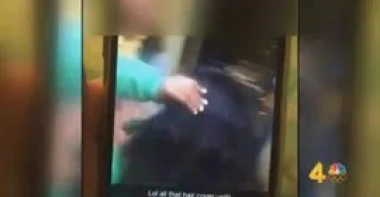 بالفيديو.. معلمة تخلع حجاب طالبة أمام زملائها