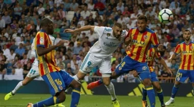 "الليغا" تحدد موعد لقاء فالنسيا وريال مدريد