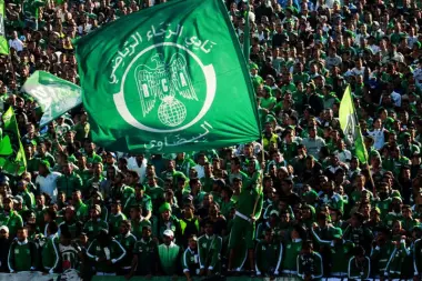 رفض استعجال الرجاء يُربك حسابات الديربي ويُبقي مصير الجمهور