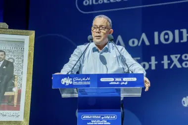 لقجع يدافع عن مشروع "البام" إلى 2031 ويضع 350 ملياراً على طاولة التنفيذ