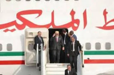 الملك محمد السادس ينهي رحلته الخاصة إلى فرنسا