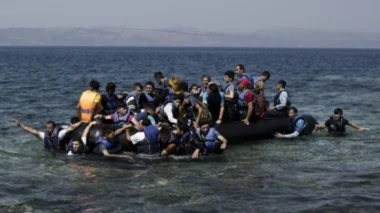 13 قتيلا إثر اصطدام مركب يقل مهاجرين مع عبارة قبالة السواحل التركية