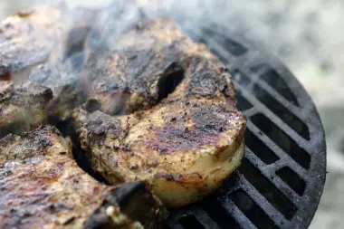 طبيب يُحذر من أطعمة شائعة قد تُسبب السرطان