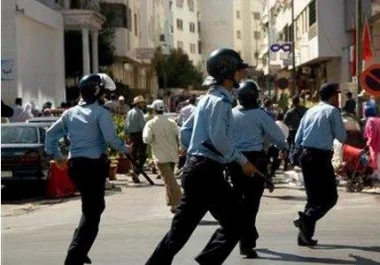 سكان الدار البيضاء متذمرون من حركة 20 فبراير والعدل والاحسان