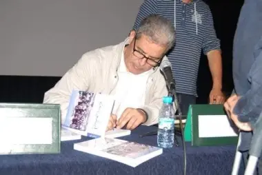 عفو ملكي ينهي معاناة كاتب وأديب تورط في جريمة قتل عشيق ابنته قبل ست سنوات