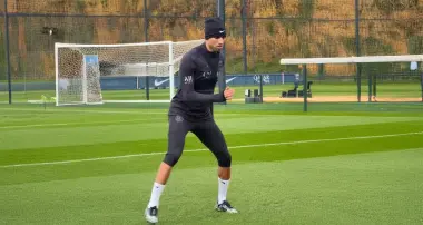 خبر سار.. حكيمي يظهر في ملعب تداريب باريس سان جرمان