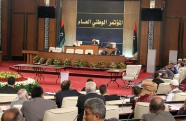 أنباء عن سيطرة المسلحين على مقر البرلمان الليبي
