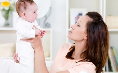 هل تعود طفلك على حمله؟ إليك الحل