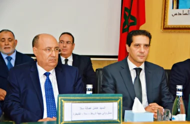 في حفل التنصيب: مواطنون بتمارة يودعون القاسمي بالدموع وآخرون يعلقون آمالا كبيرة على الضريس لإنقاذ الوضع (الفيديو)