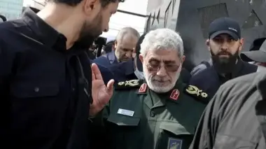 لغز "صاحب الأرواح التسعة".. هل باع خليفة سليماني أسرار نصر الله وخامنئي لإسرائيل مقابل حياته؟
