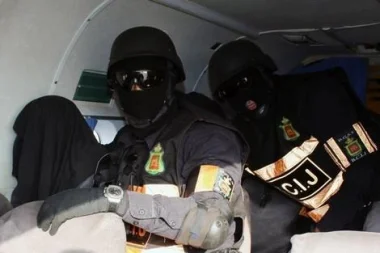 قاضي التحقيق المكلف بالإرهاب يحيل "الداعشيات" العشر على السجن المحلي بالعرجات 