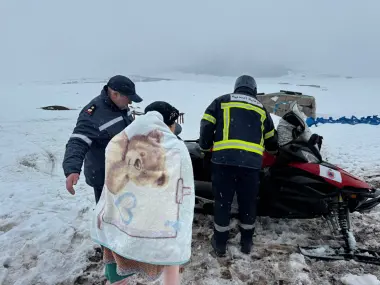 تدخل سريع من السلطات وجهاز الوقاية المدنية في أزرو ينقذ عائلة من التجمد