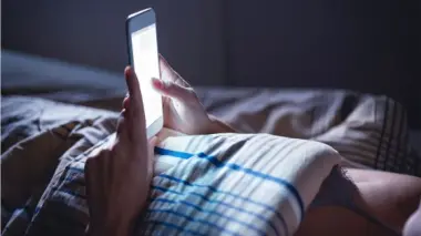 فضيحة مدوّية بالهراويين.. زوجة تحترف "الجنس الرقمي" تسقط في فخ زوجها