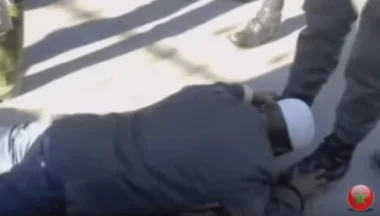 هذا هو مصير "القايد" الذي أجبر مواطنين بشفشاون على تقبيل رجليه