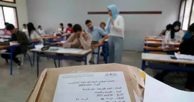 حرب شاملة على "الغش".. المغرب يعتمد تقنيات متطورة لتأمين امتحانات البكالوريا وقطع الطريق أمام "التسريبات"