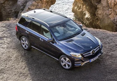 - مرسيدس تعلن أسعار سيارتها GLE الجديدة