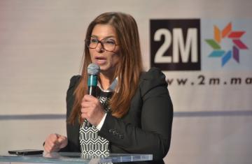 سميرة سيطايل تعود للدراسة بعد مغادرة دوزيم