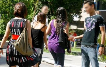 عقوبات صارمة جدا في حق المتحرشين بالنساء تدخل حيز التنفيذ وهذه هي التفاصيل