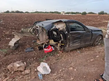 حادثة سير مروعة بمدخل برشيد.. سيارة تنشطر إلى أجزاء والسائق يصاب بجروح خطيرة