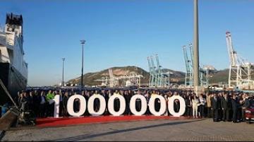 المغرب يحتفل بتصدير مليون سيارة رونو مصنعة في طنجة