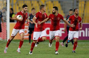 بعد صدمة المونديال..أزارو يتوج بلقب هداف الدوري المصري