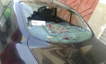 مجهولون يخربون ويكسرون سيارات مواطنين بطنجة (صور)