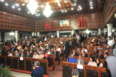 تخوفات موظفي مجلس مدينة الدار البيضاء من تكرار فضيحة السنة الماضية وهذه التفاصيل