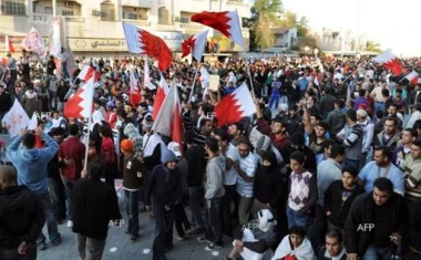 دولُ الخليج تهبُ لنجدةِ ملك البحرين..والأممُ المتحدة تطالبُ بمحاكمةِ المسؤولين