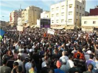  بعد \"استراحة محارب\"  حركة 20 فبراير طنجة تعود بقوة للمطالبة بإسقاط الفساد
