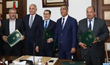 التفاصيل الكاملة للتوقيع على اتفاق زيادة الأجور
