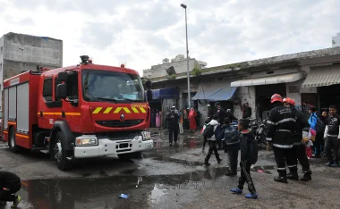 سيجارة تتسبب في حريق شاحنة محملة بـ " البونج " بالمحمدية‏