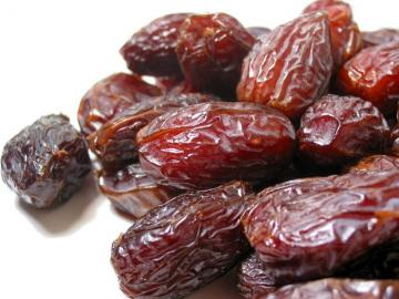 التمر من أفضل البدائل الصحية للسكر الأبيض