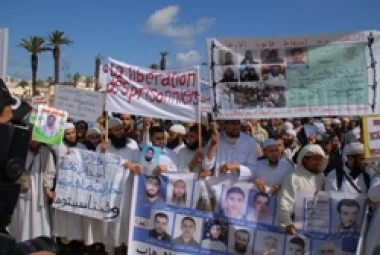السلفية الجهادية تحضر بقوة في مسيرات 24 أبريل