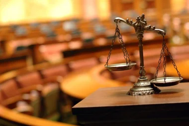 محاكمة تويتر على رفضها الإبلاغ عن العنصريين وتغرمها 83 مليون جنيه