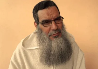 الشيخ الفزازي يقول: السجن بعكاشة أهون من الموت عند نظام الاسد في معركة ليست في سبيل الله