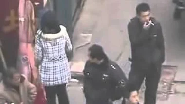 طريقة مضحكة للسرقة في الصين