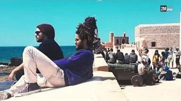 الصويرة: لباس وتسريحات شعر من الستينات في شوارع موغادور