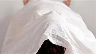 صـادم .. انتحار زوجة فكازا بسبب مصروف رمضان