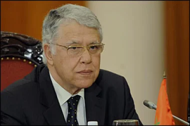 هوية الوزير الأول القادم بالنسبة للدستور الجديد