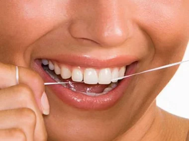 كيفية علاج رائحة الفم الكريهة والتخلص منها
