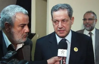 بنكيران يستفسر العنصر عمن سرق وخرب مقر حزبه